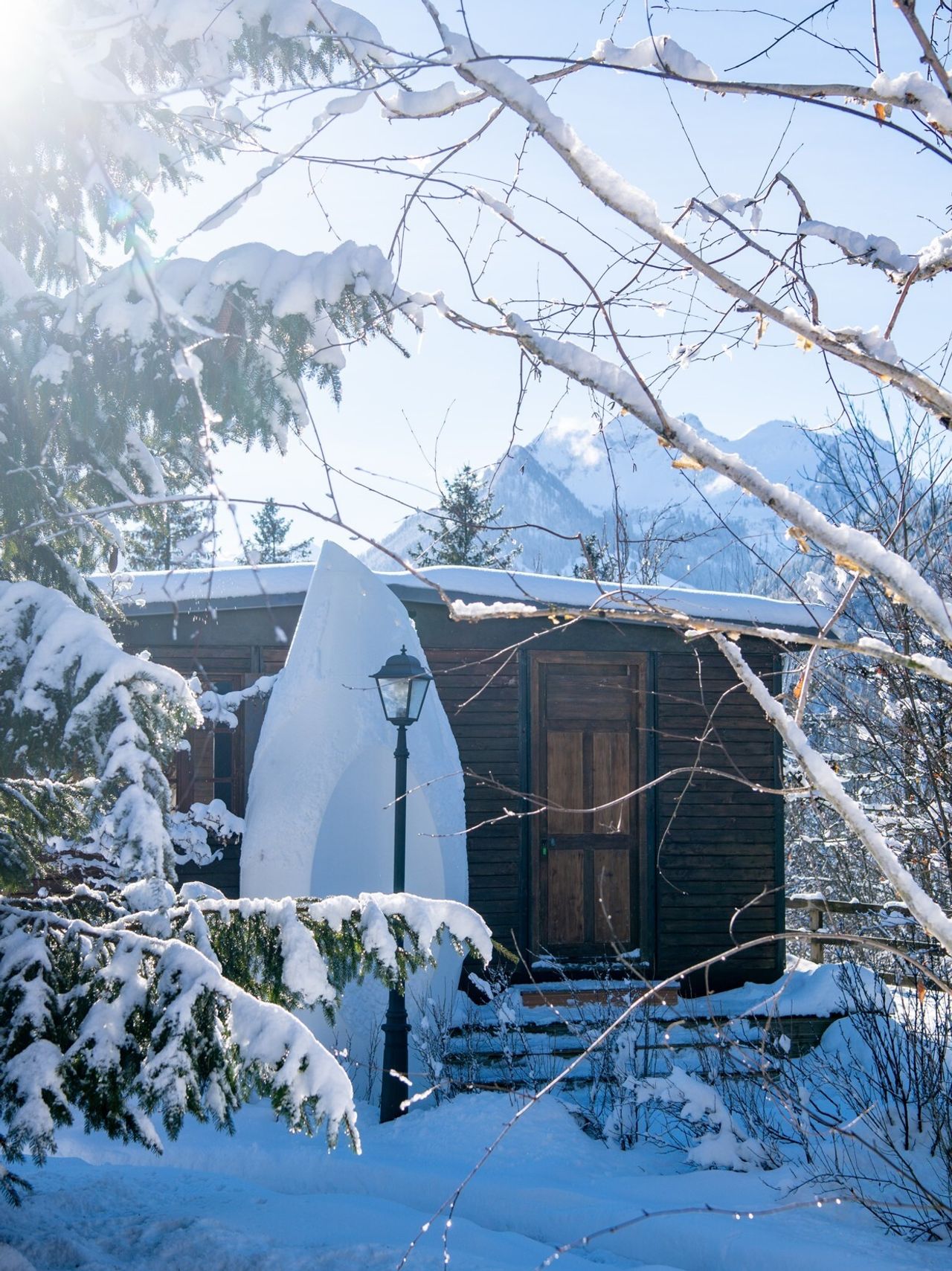 The Throne on the grounds of The Alpina Gstaad. (Courtesy to.org)