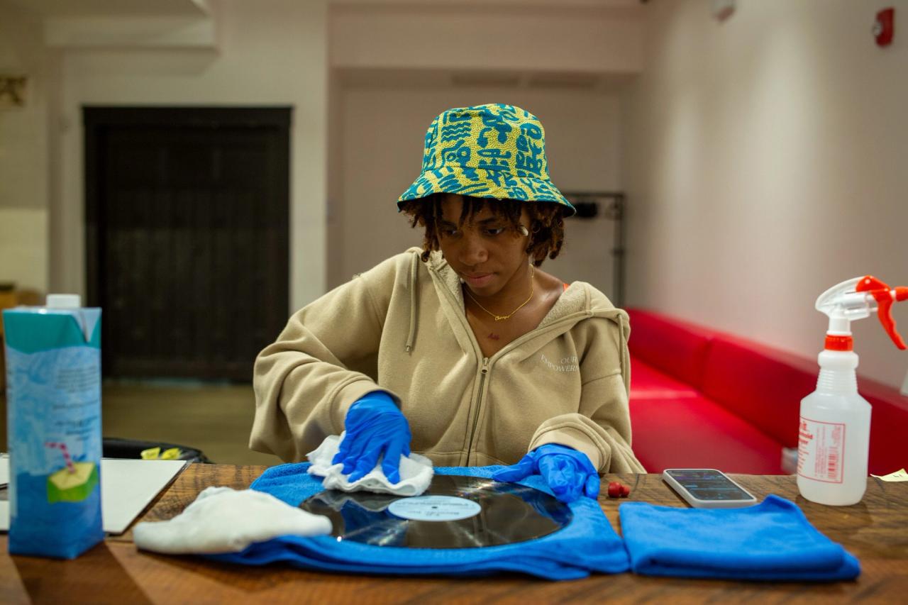 In the process of digitizing the record collection of D.J. Frankie Knuckles. (Courtesy of Theaster Gates and Rebuild Foundation)