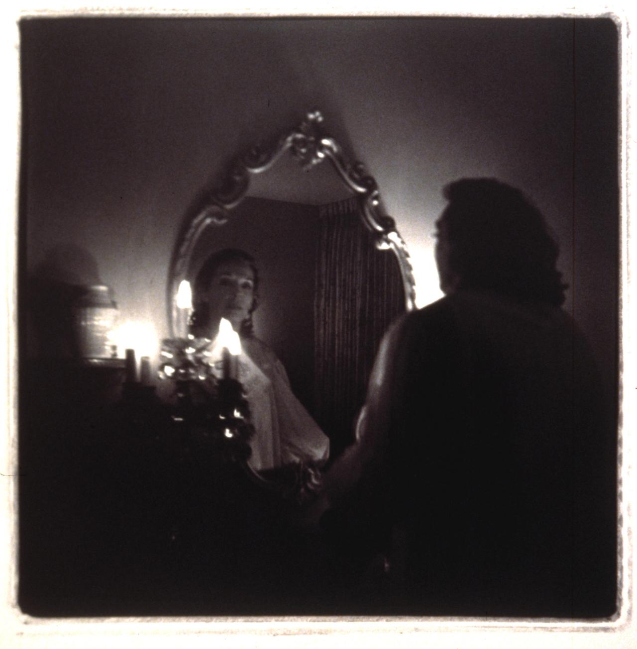 “Mom in Mirror” (1969) from Minter’s “Coral Ridge Tower” series. (Courtesy the artist)