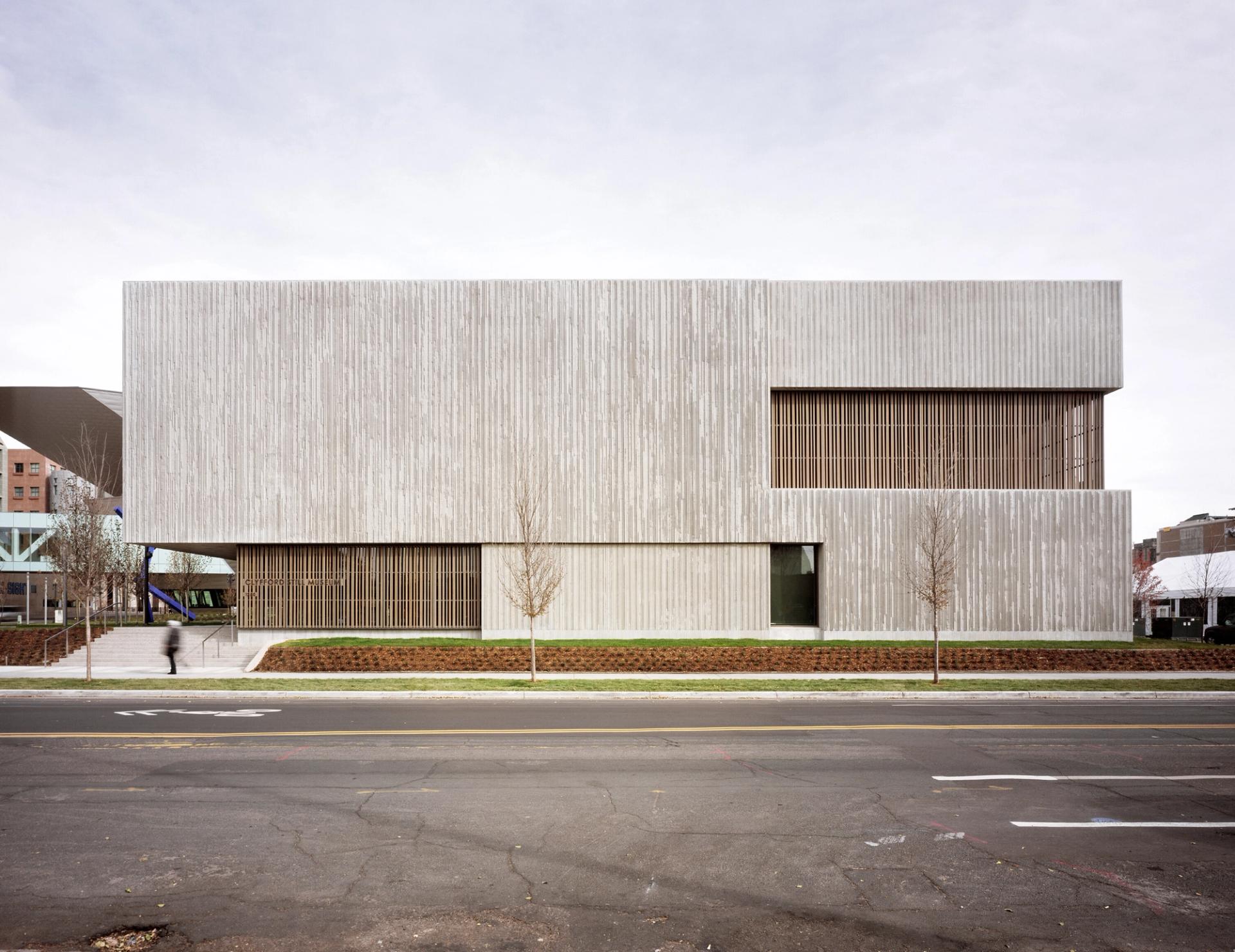 The exterior of the Clyfford Still Museum (2011) in Denver, Colorado, designed by Allied Works. (Photo: Jeremy Bitterman. Courtesy Allied Works)