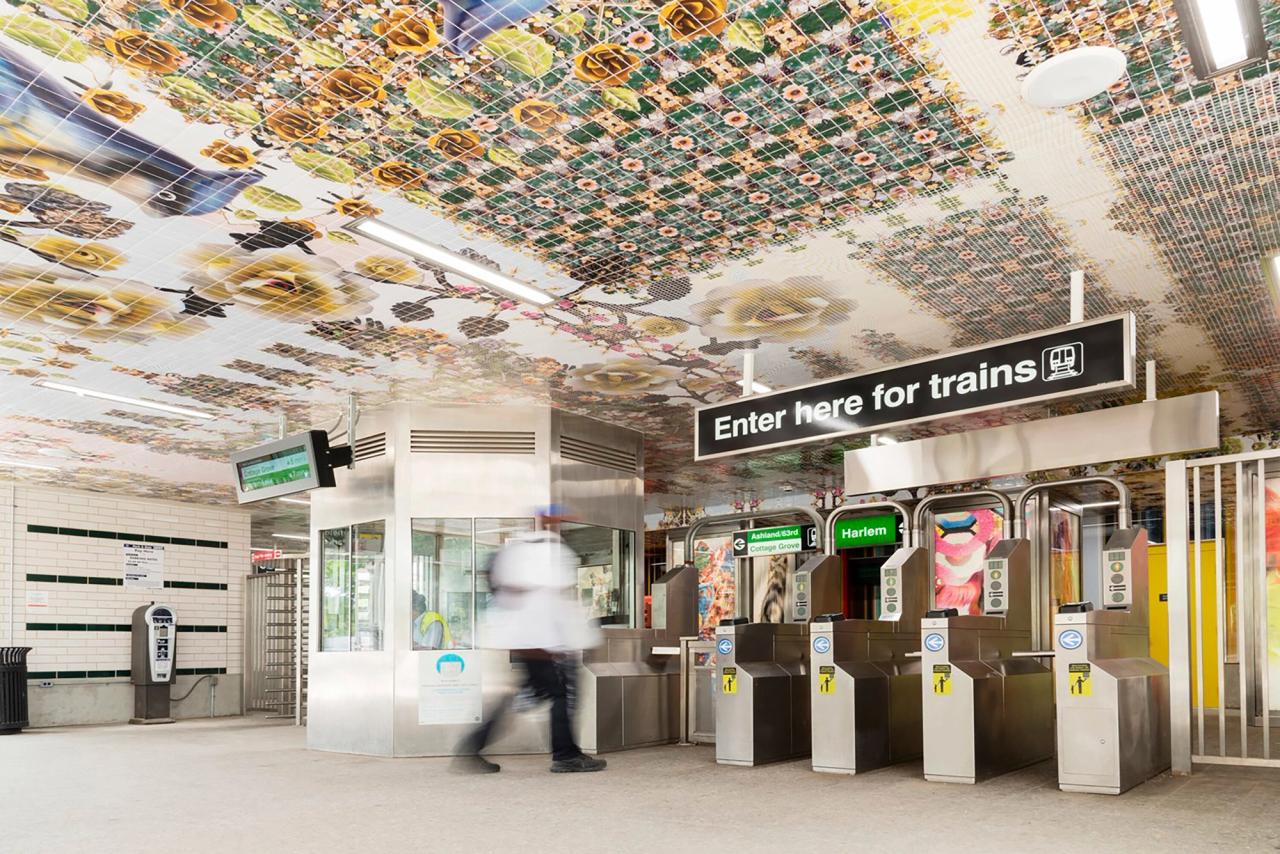 Cave’s installation “Free/Formal” at at the Garfield Green “L” station in Chicago. (Photo: Aron Gent. Courtesy the Chicago Transit Authority)