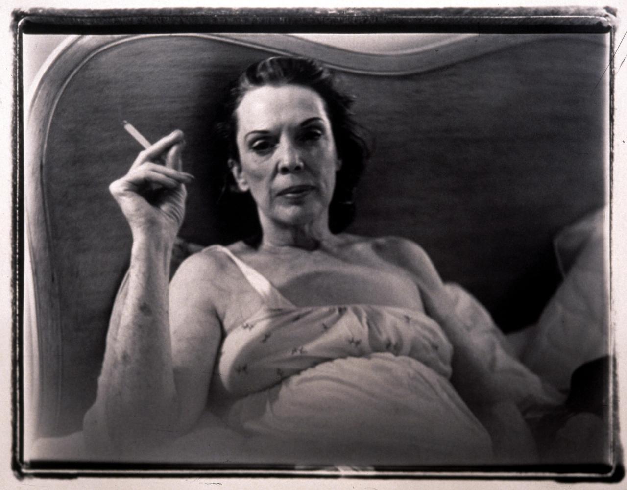 “Mom Smoking” (1969) from Minter’s “Coral Ridge Tower” series. (Courtesy the artist)