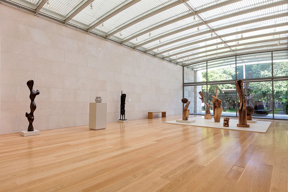 Installation view of “Thaddeus Mosley: Forest” (2023) at the Nasher Sculpture Center in Dallas. (Courtesy the artist and Karma gallery)
