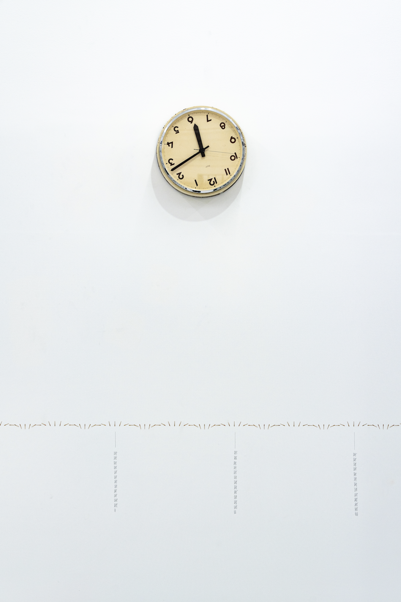 Installation view of “Alicja Kwade: Pretopia” at Tai Kwun Contemporary, Hong Kong. (Photo: Jimmy Ho. Courtesy Alicja Kwade)