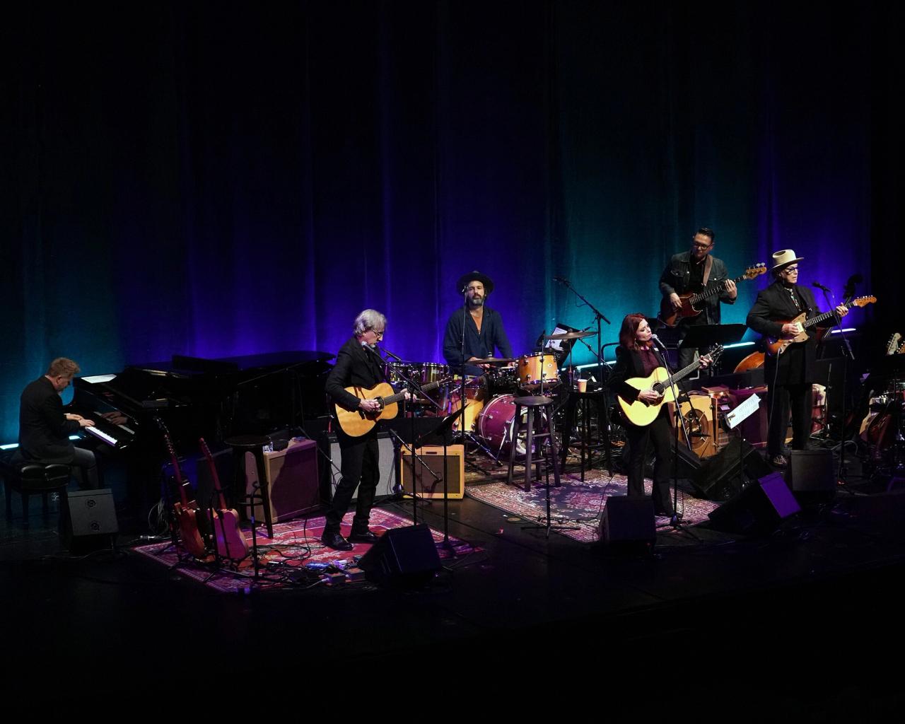 Singer-songwriter Rosanne Cash performing onstage