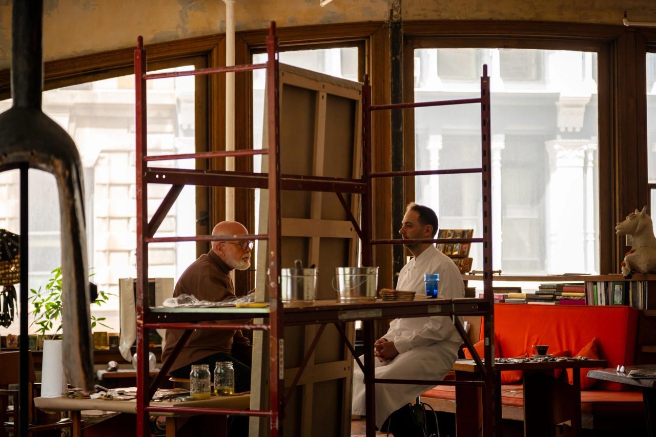 Clemente (left) in his studio with the chef Daniel Humm. (Photo: Ye Fan. Courtesy Francesco Clemente)