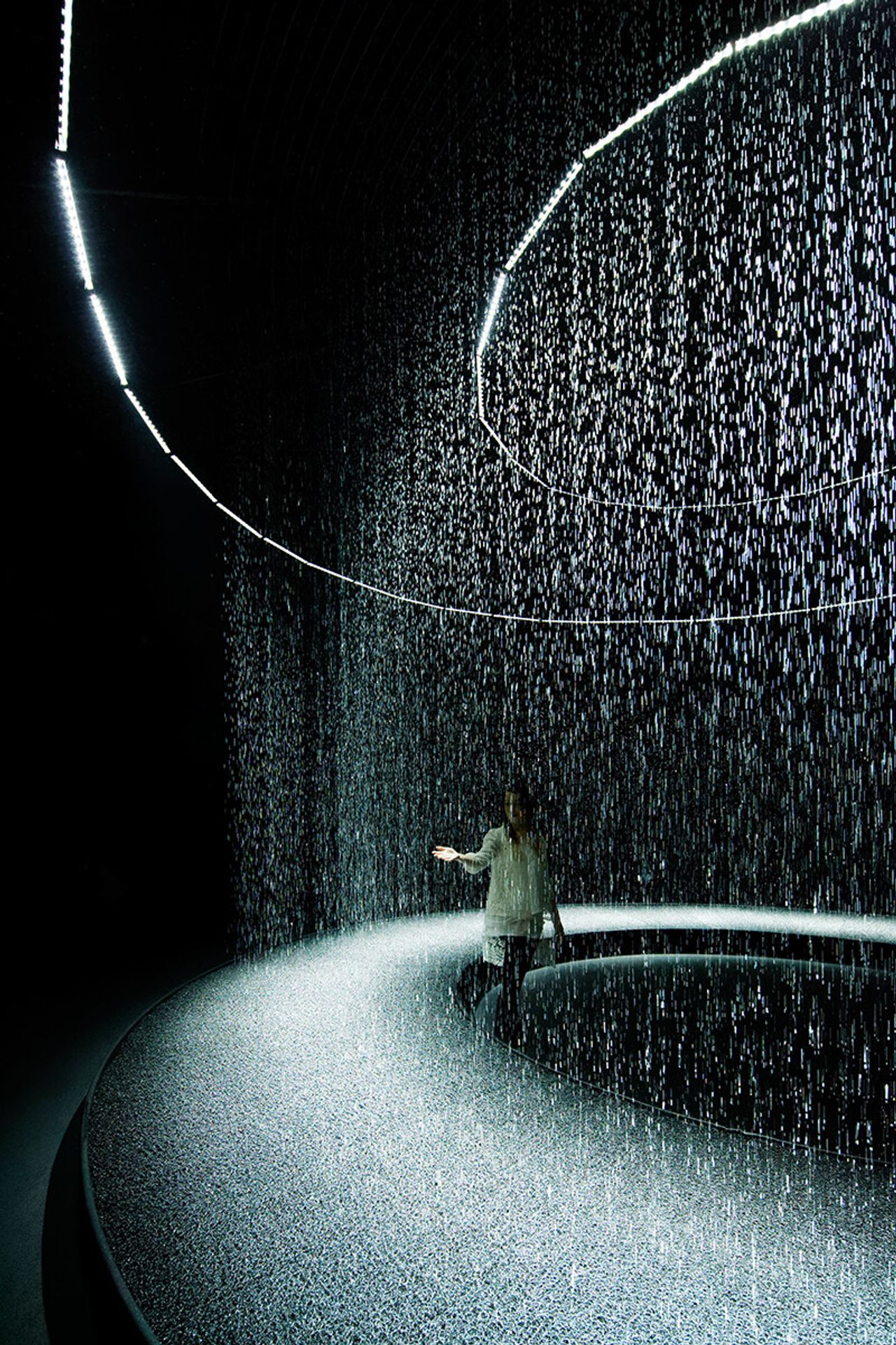 “Light in Water” (2015) exhibition designed by Ghotmeh in Paris. (Photo: Takuji Shimmura. Courtesy Lina Ghotmeh)