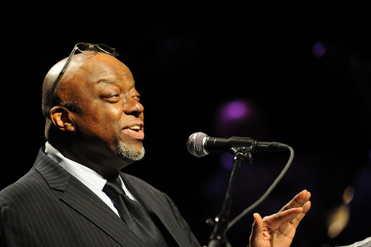 Poet Stanley Crouch speaking at Jazz at Lincoln Center. (Photo: Frank Stewart, Courtesy Jazz at Lincoln Center)
