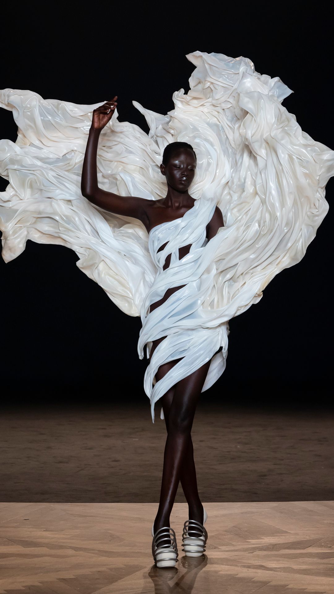 A look from van Herpen’s fall/winter 2025 “Sympoiesis” collection, shown as part of Paris Haute Couture Week. (Courtesy Iris van Herpen)