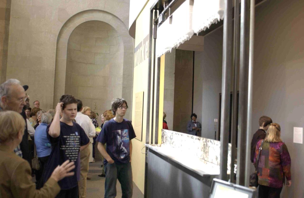 Visitors at the “Work Ethic” (2003) exhibition at the Baltimore Museum of Art. (Photo: Howard Korn. Courtesy the Baltimore Museum of Art)