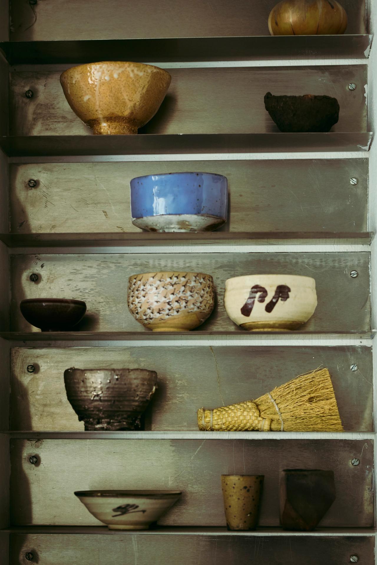 A shelf of bowls and molds inside Allen’s family home in Mexico City. (Photo: Pepe Molina for The Slowdown)