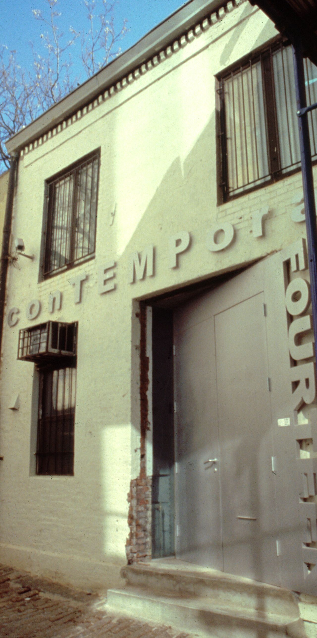 The Kenny Schachter ConTEMPorary gallery designed by Vito Acconci. (Courtesy Kenny Schachter)