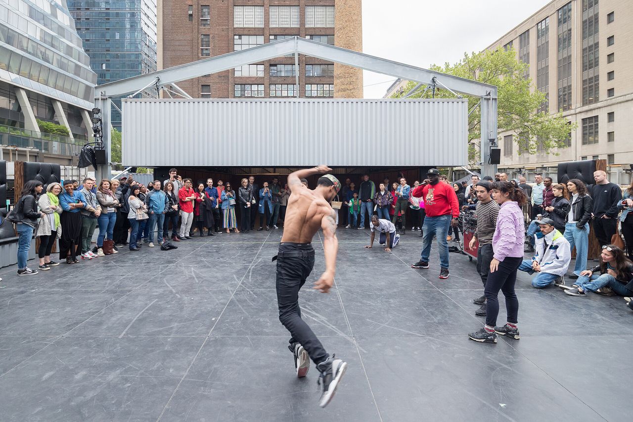 A dancer at architect Kunle Adayemi's temporary A Prelude to The Shed pavilion in New York City, in 2018. (Photo: Iwan Baan)