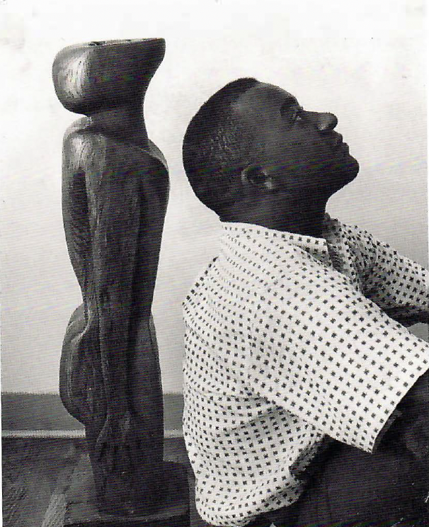 Mosley in 1957 with an early sculpture. (Courtesy the artist and Karma gallery)