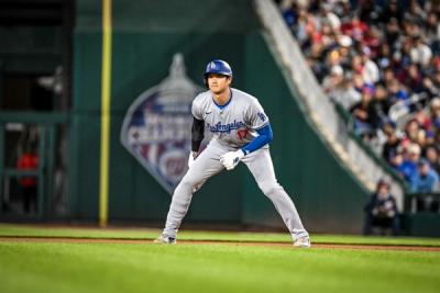 Dodgers Clinch NL West Title with 8-0 Win Over Diamondbacks