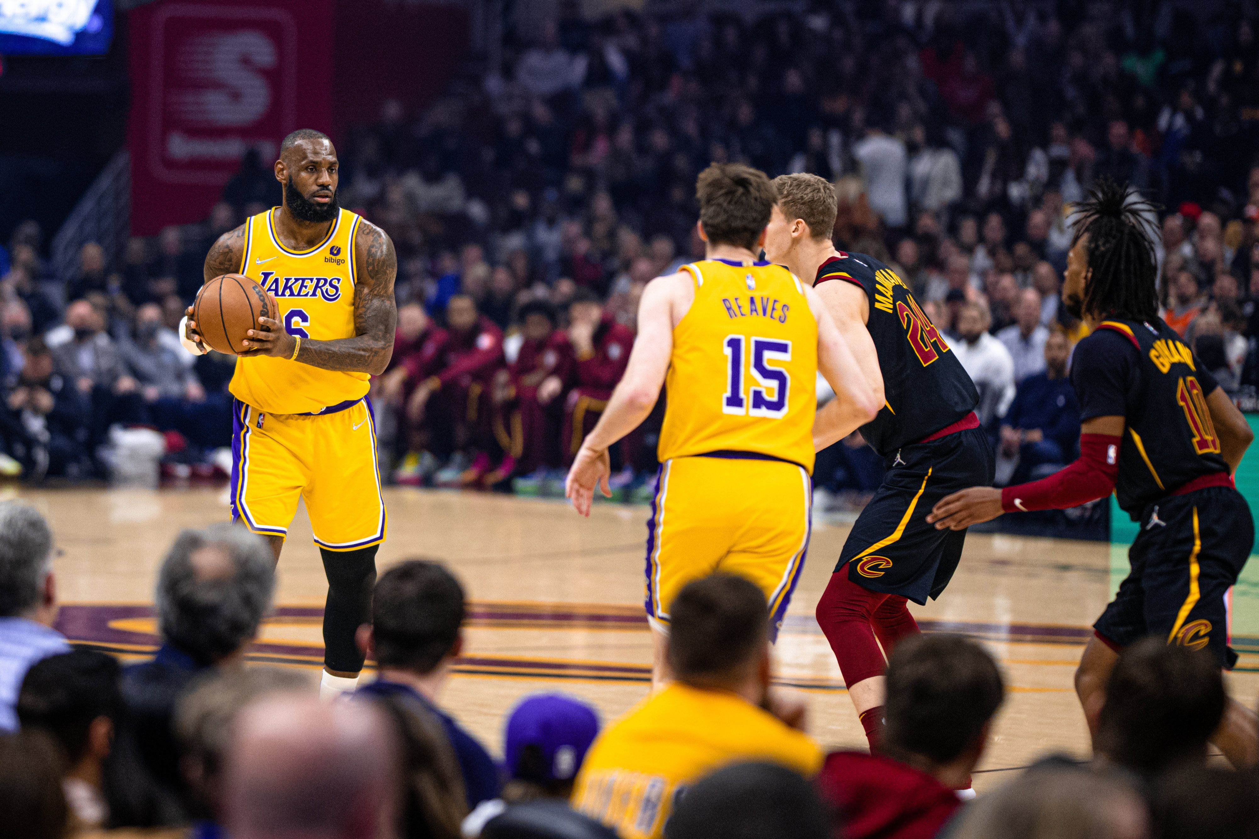 LeBron James’ Record-Setting Scoring Streak Concludes After Nearly 19 Years