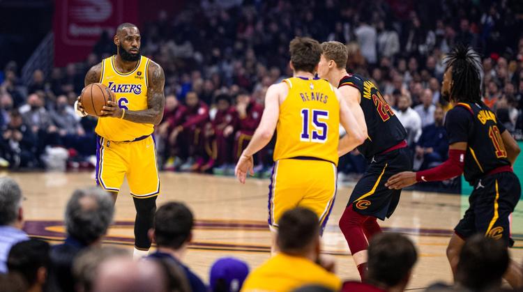 LeBron James’ Record-Setting Scoring Streak Concludes After Nearly 19 Years