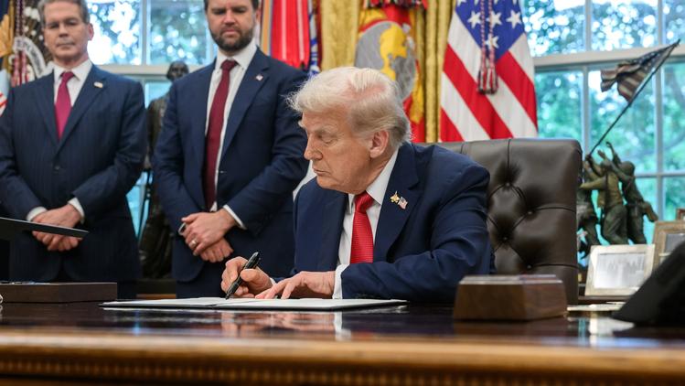 Trump Declares Illicit Fentanyl a Weapon of Mass Destruction