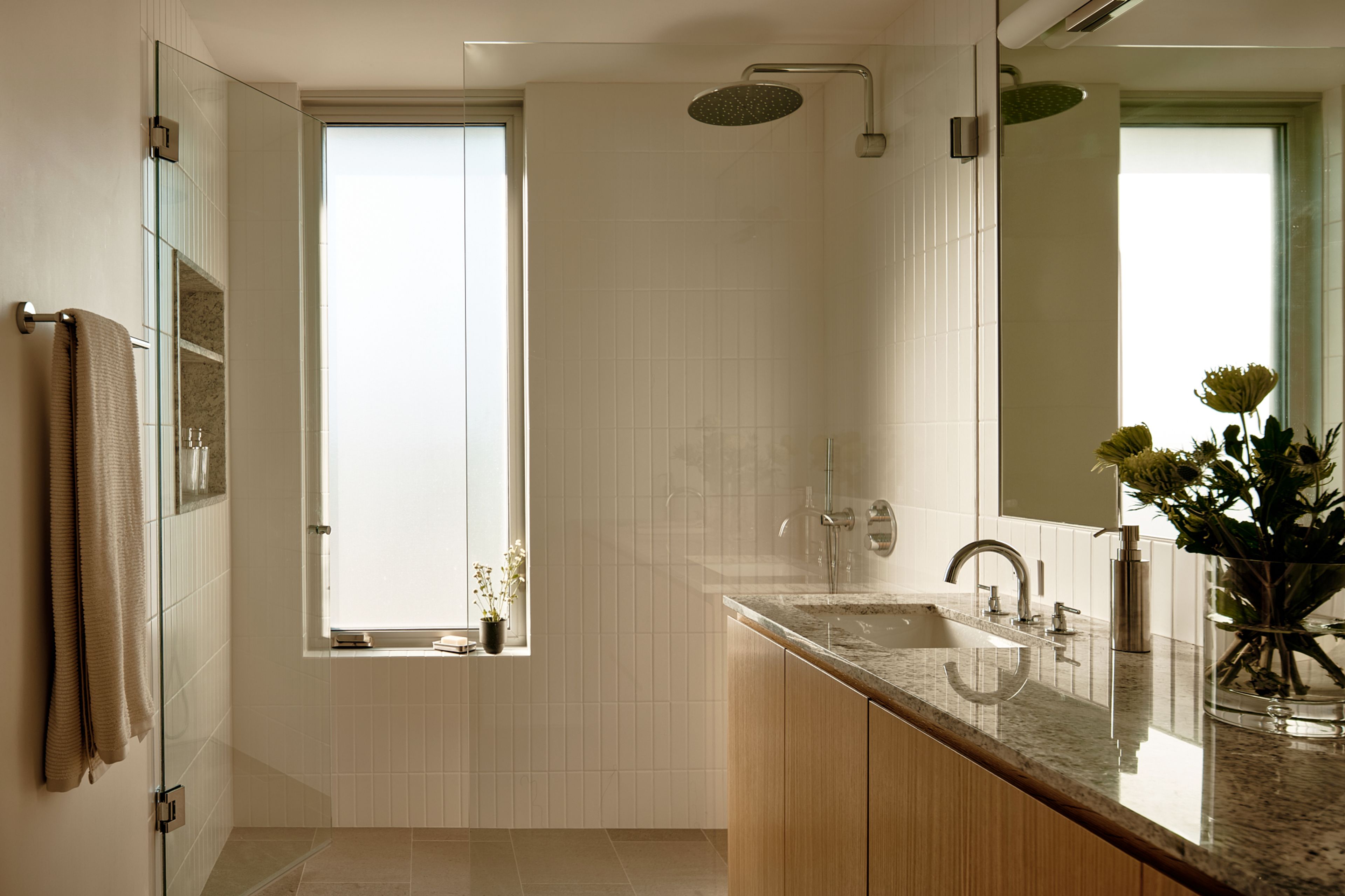 Guest bathroom with a restrained palette