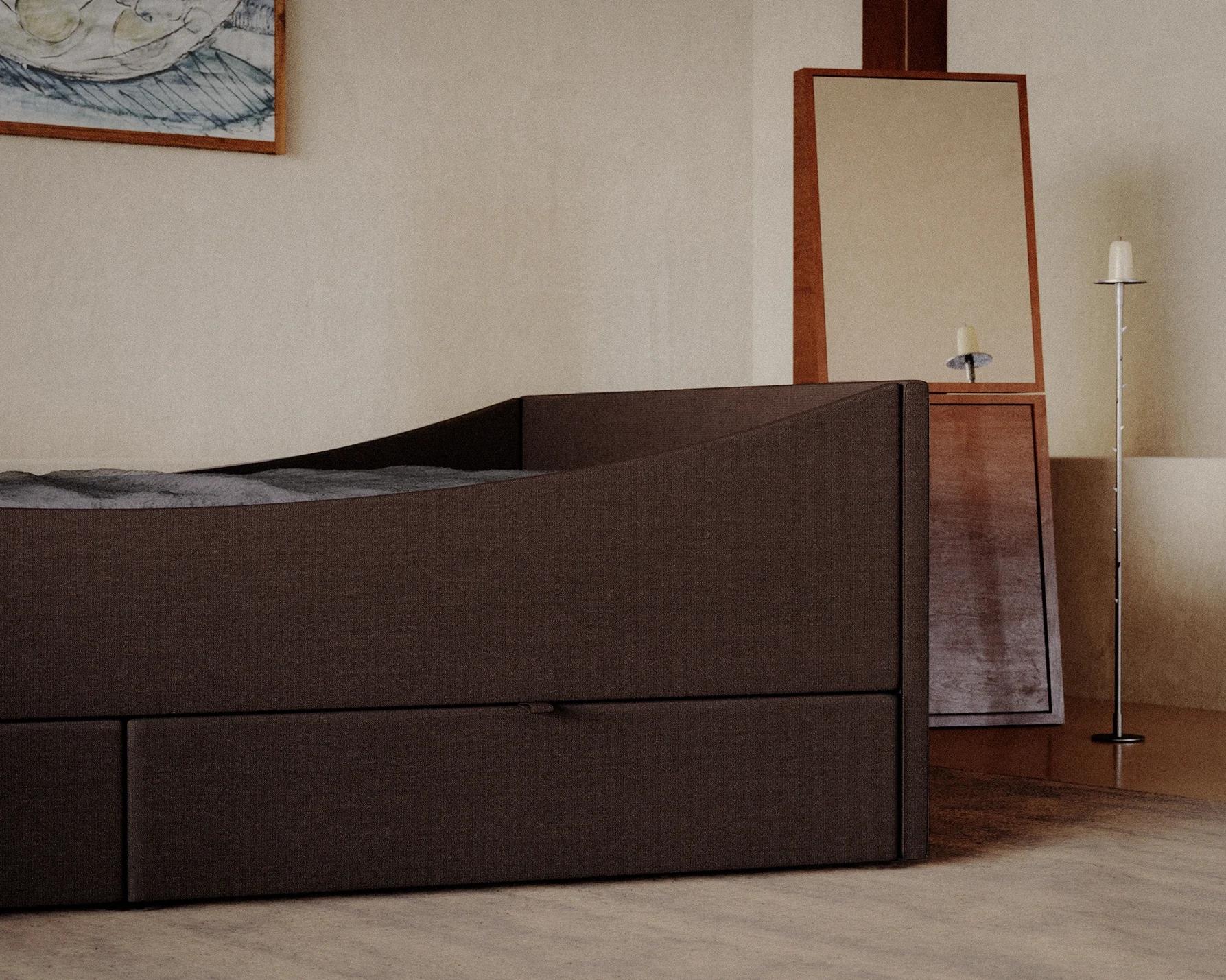 RYE Curved Bed bedroom brown fabric