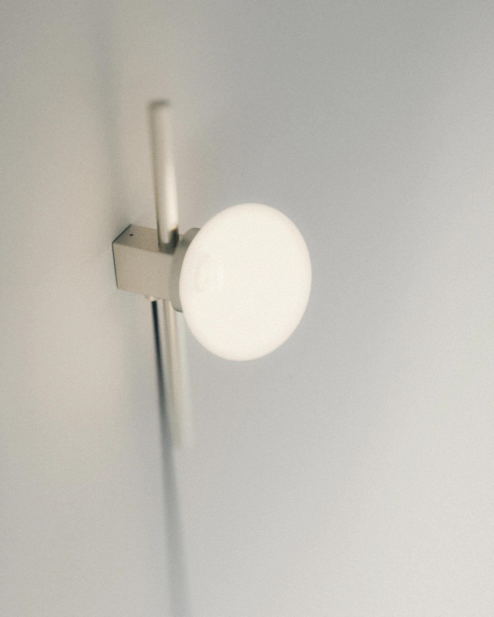 Single Ovoid Wall light by Frama