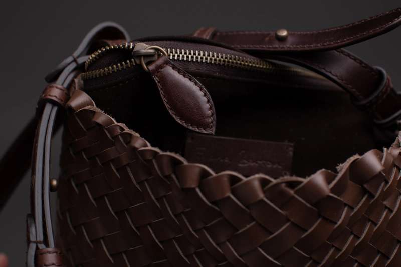 Crossover Dark Brown