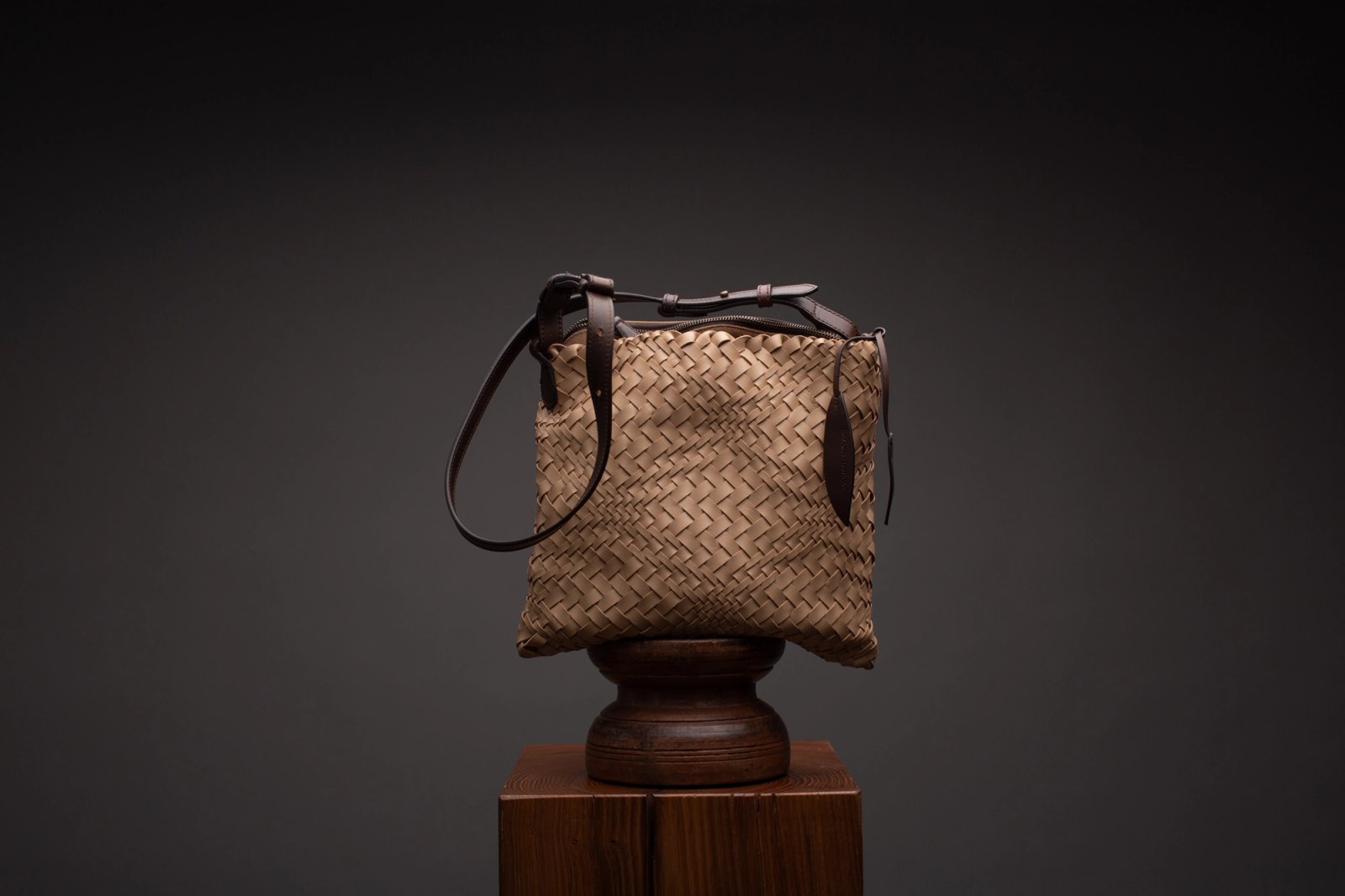 Crossover Light Brown