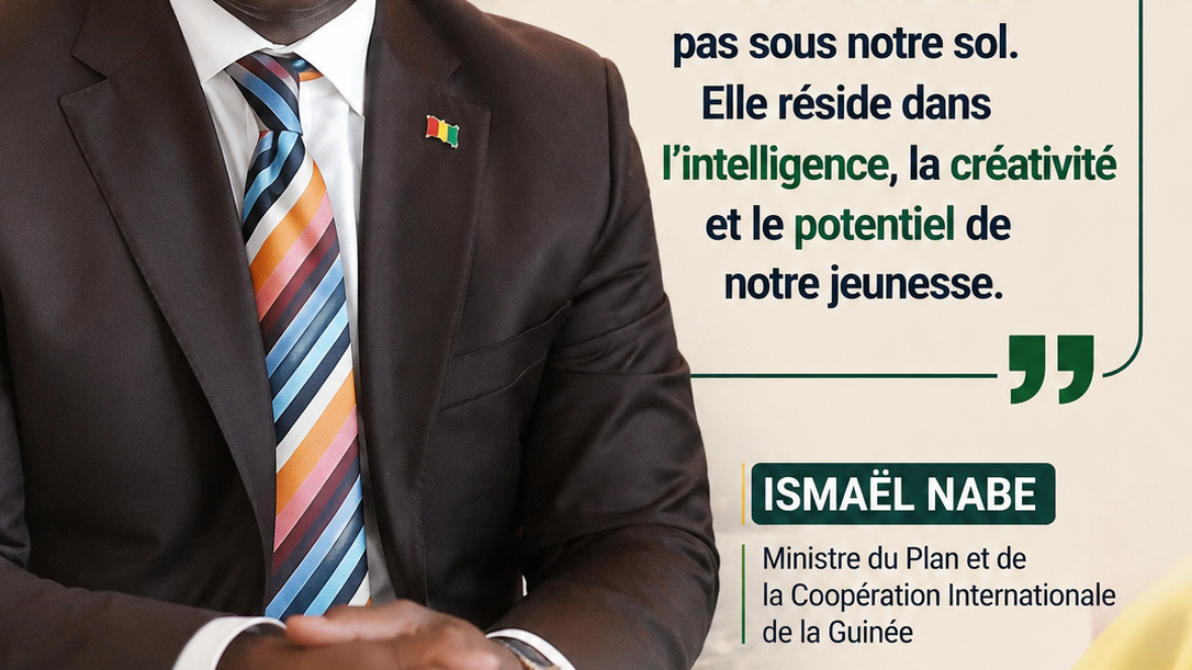 Le Ministre Ismaël Nabé représentant la vision Simandou 2040 lors du Forum des Nations Unies à Helsinki, en Finlande.