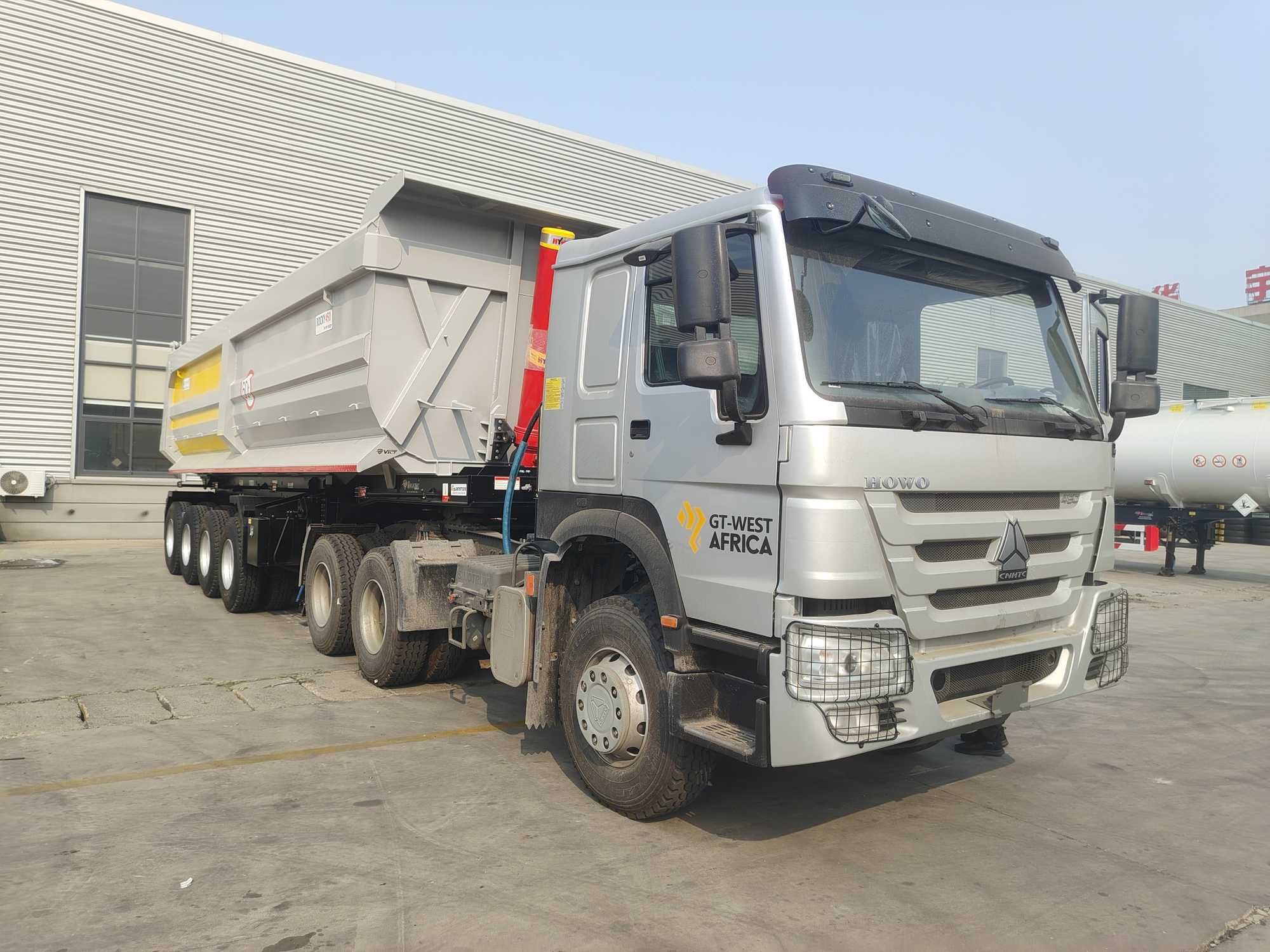 Un camion benne appartenant à GTWest Africa 