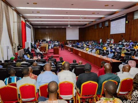 Mamadi Doumbouya lors d’une cérémonie officielle