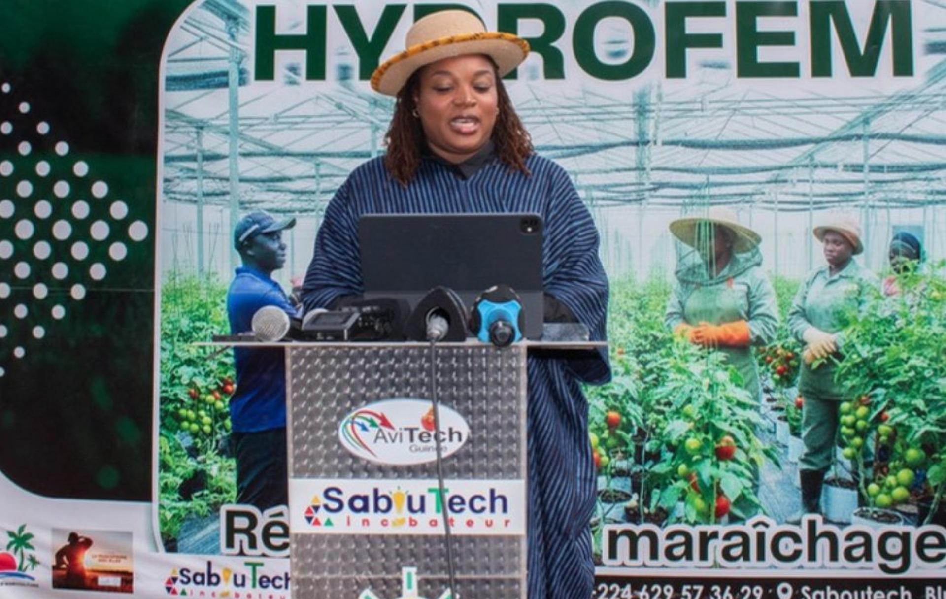 Femmes en formation à l’agriculture hydroponique sur l’île de Fotoba en Guinée