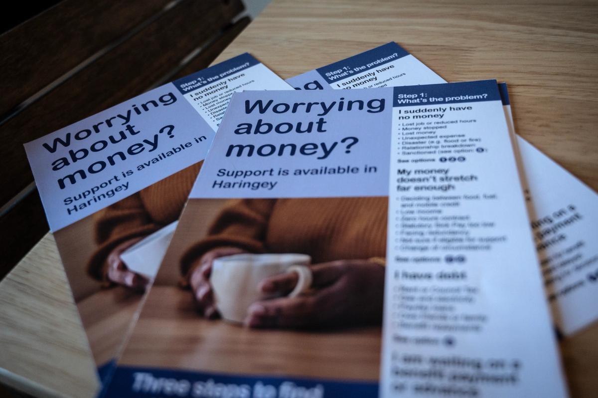 We distribute Cash first leaflets