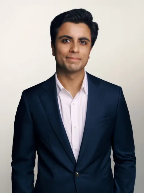 Dr. Akshay Syal