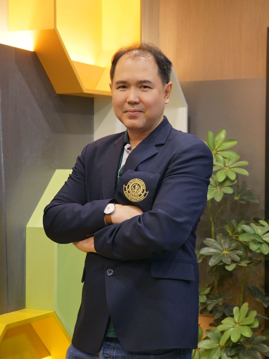 รศ. ดร.วงเศรษฐ สุวรรณิก
