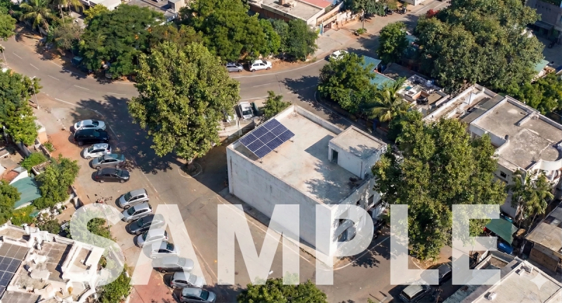 After: The final 3kW plant on an elevated HDG structure. Notice how the panels are positioned exactly as shown in the 3D model to stay in the sun