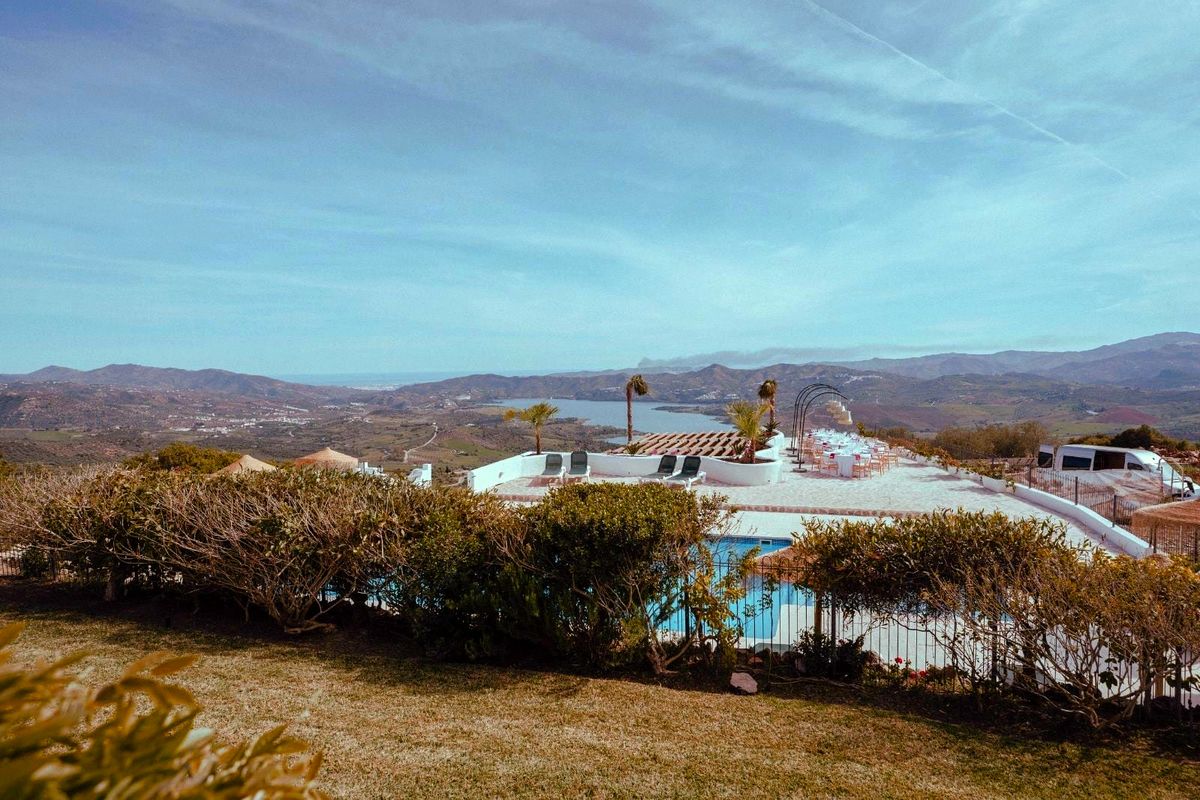 Aerial view over the Finca Cantueso grounds and the valley