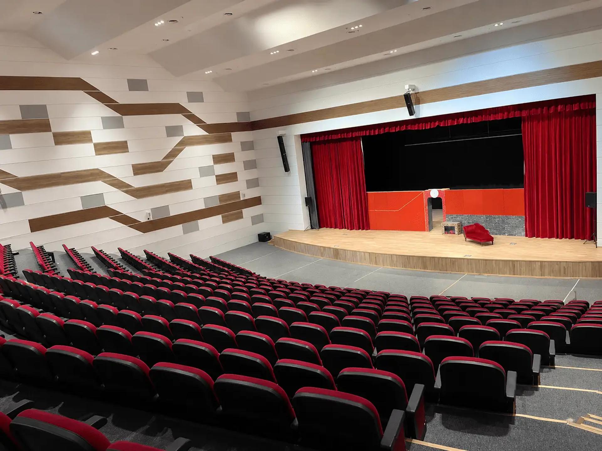 ARNAVUTKÖY KÜLTÜR VE SANAT MERKEZİ ( AVLU34 )