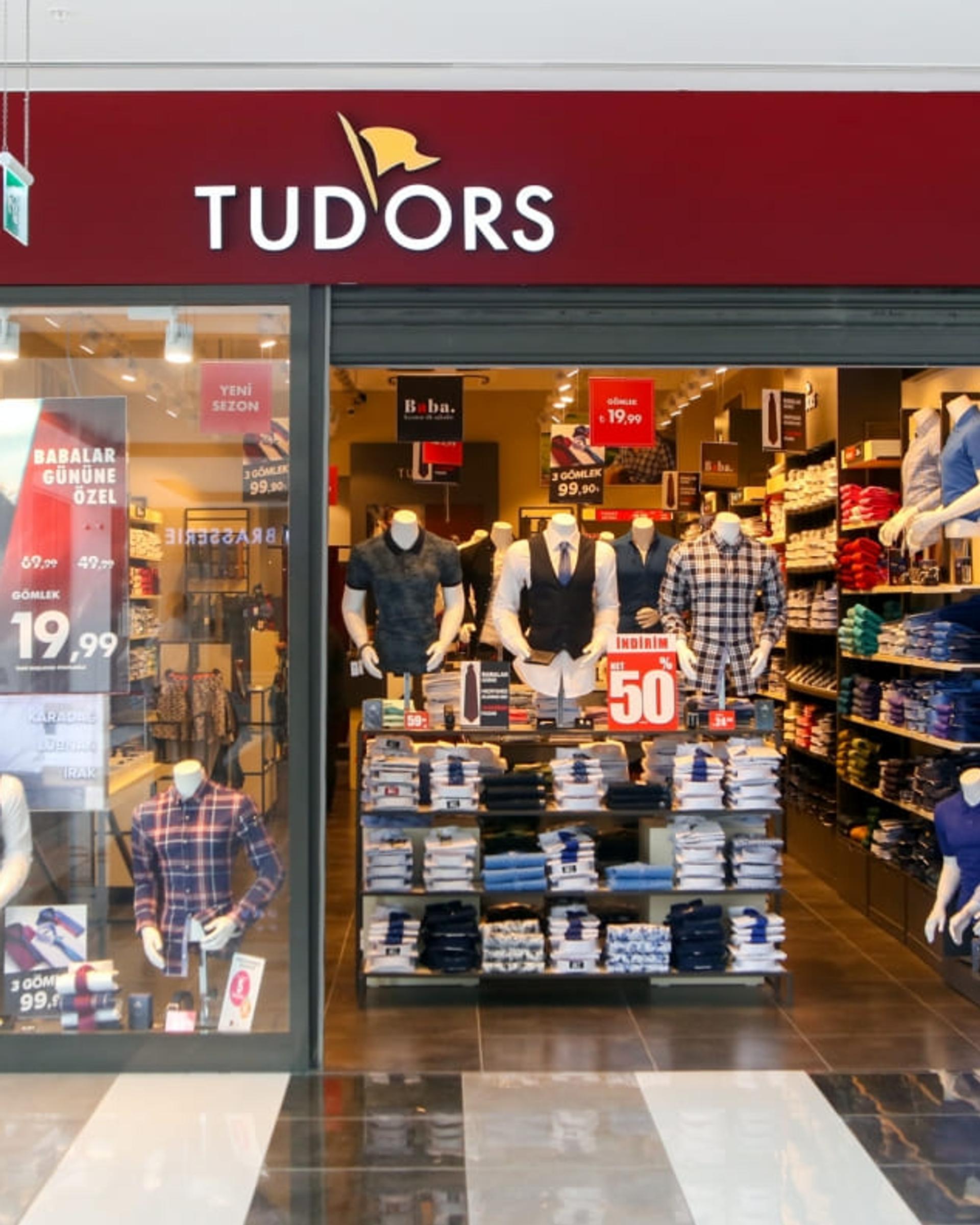 TUDORS Avlu 34