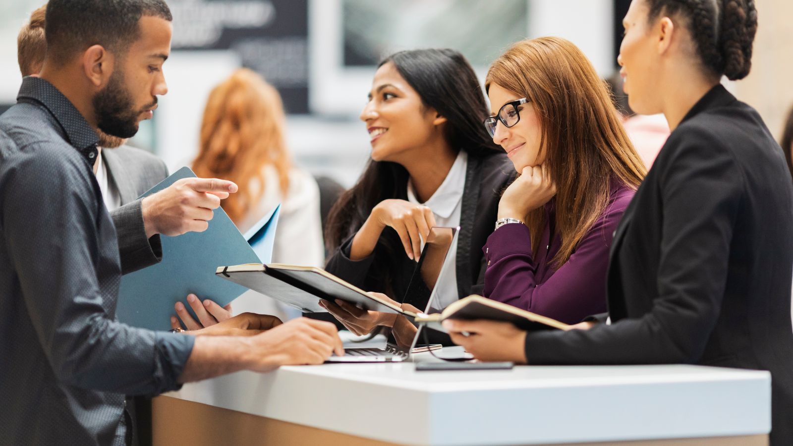 The Middle School Dance of B2B eCommerce Conferences: Why Connection Still Feels So Hard