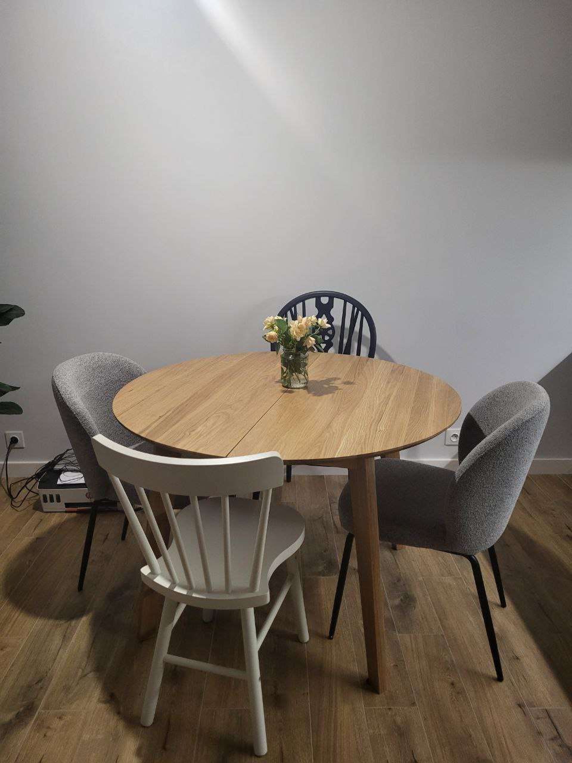Projektstart: Tisch und Stühle
