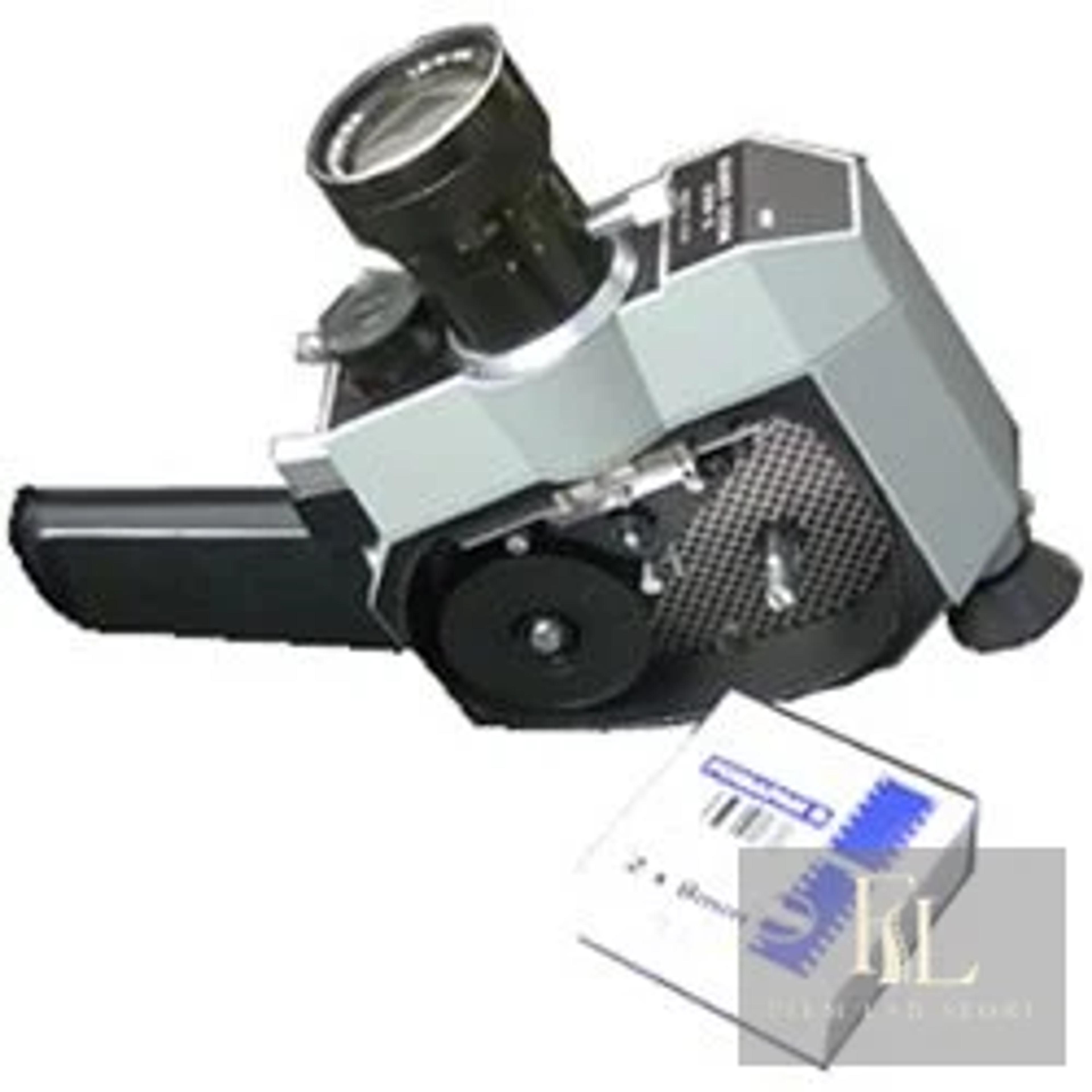 FOMA Fomapan 100 R 2x8 mm / 30 Meter (Double Normal 8, Nicht Super 8)