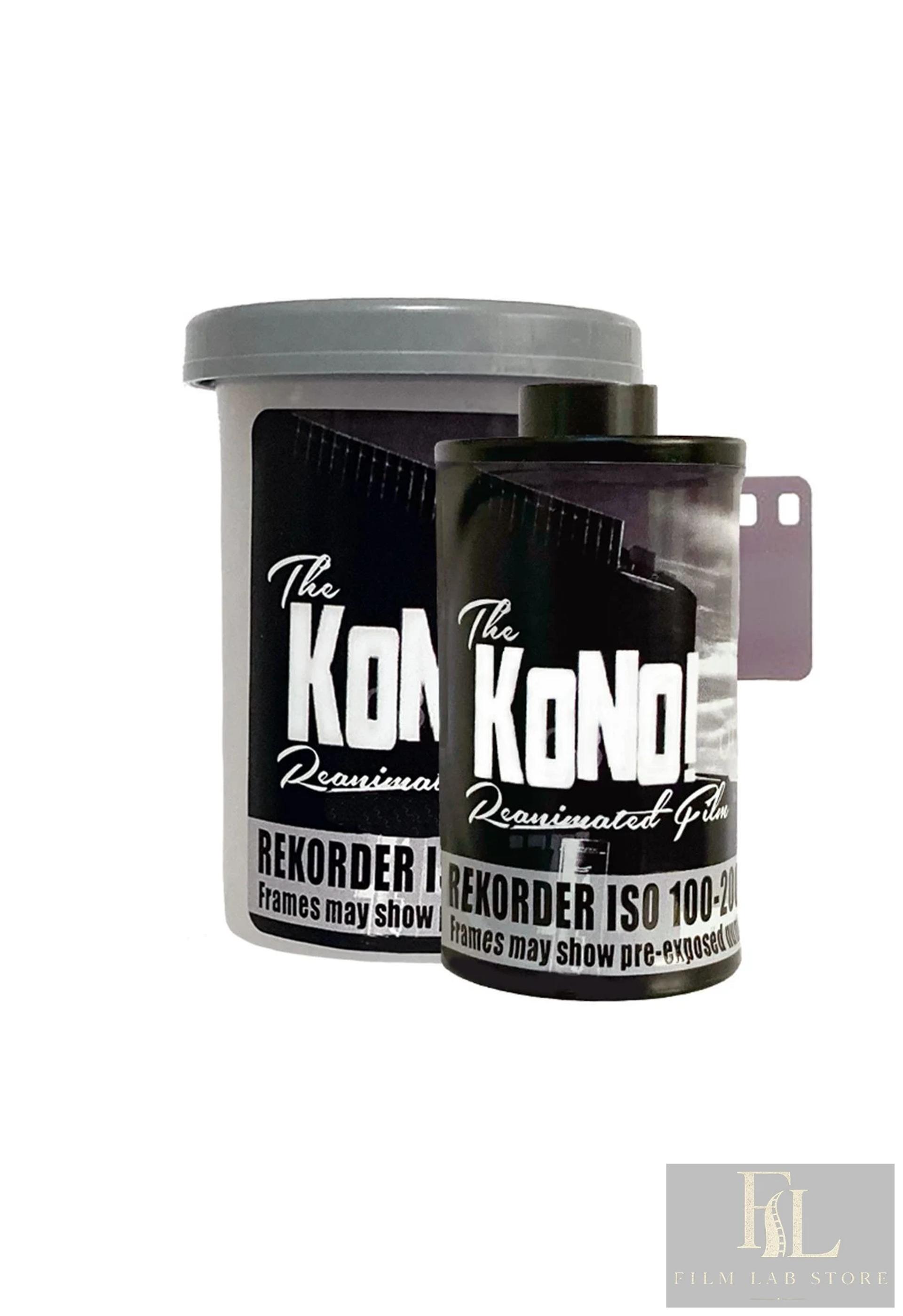 KONO! Rekorder — чёрно-белая фотоплёнка 135, 24 кадра, ISO 100–200, с цифрами и буквами