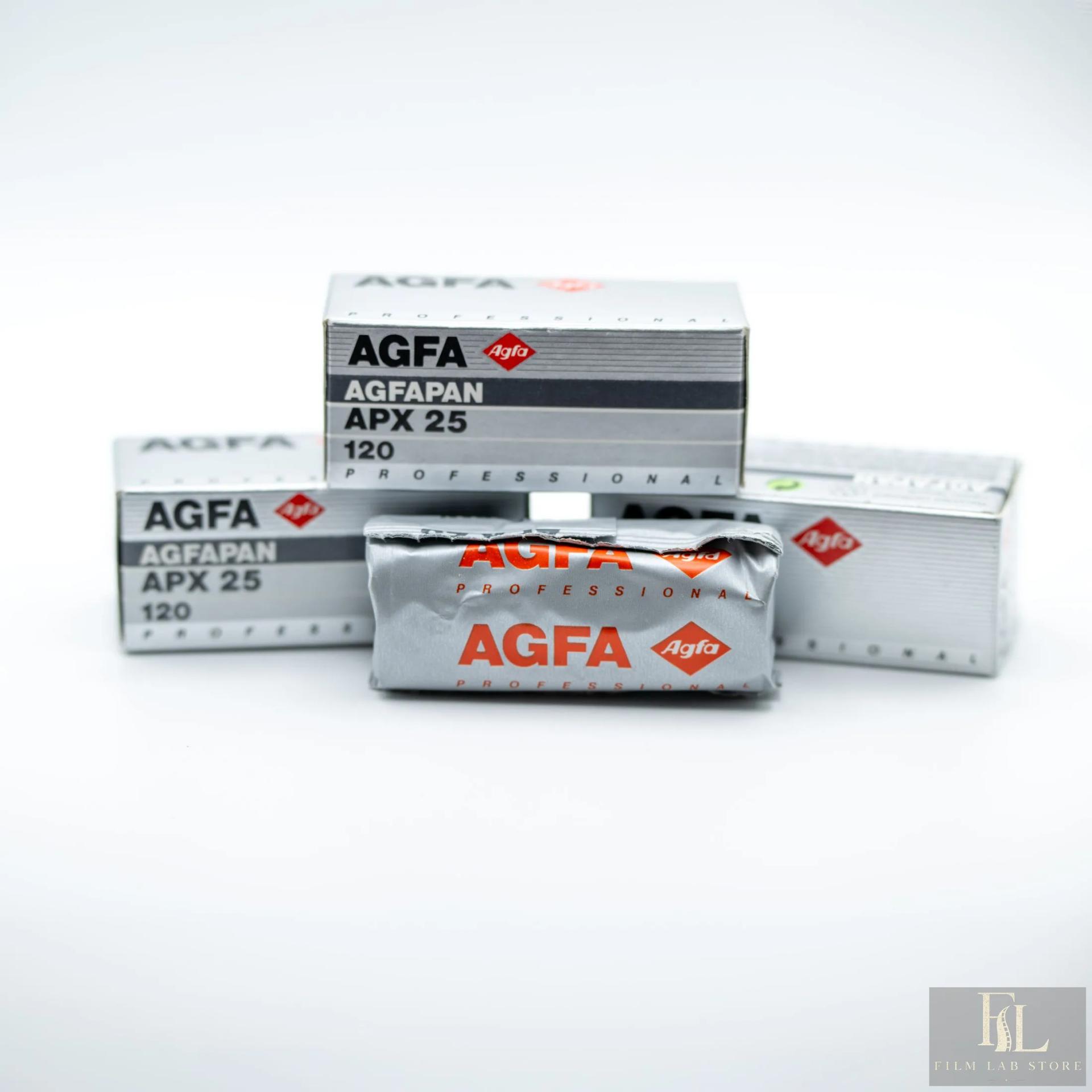 Agfa Agfapan APX 25 — чёрно-белая фотоплёнка 120, ISO 25, просроченная 01/1998
