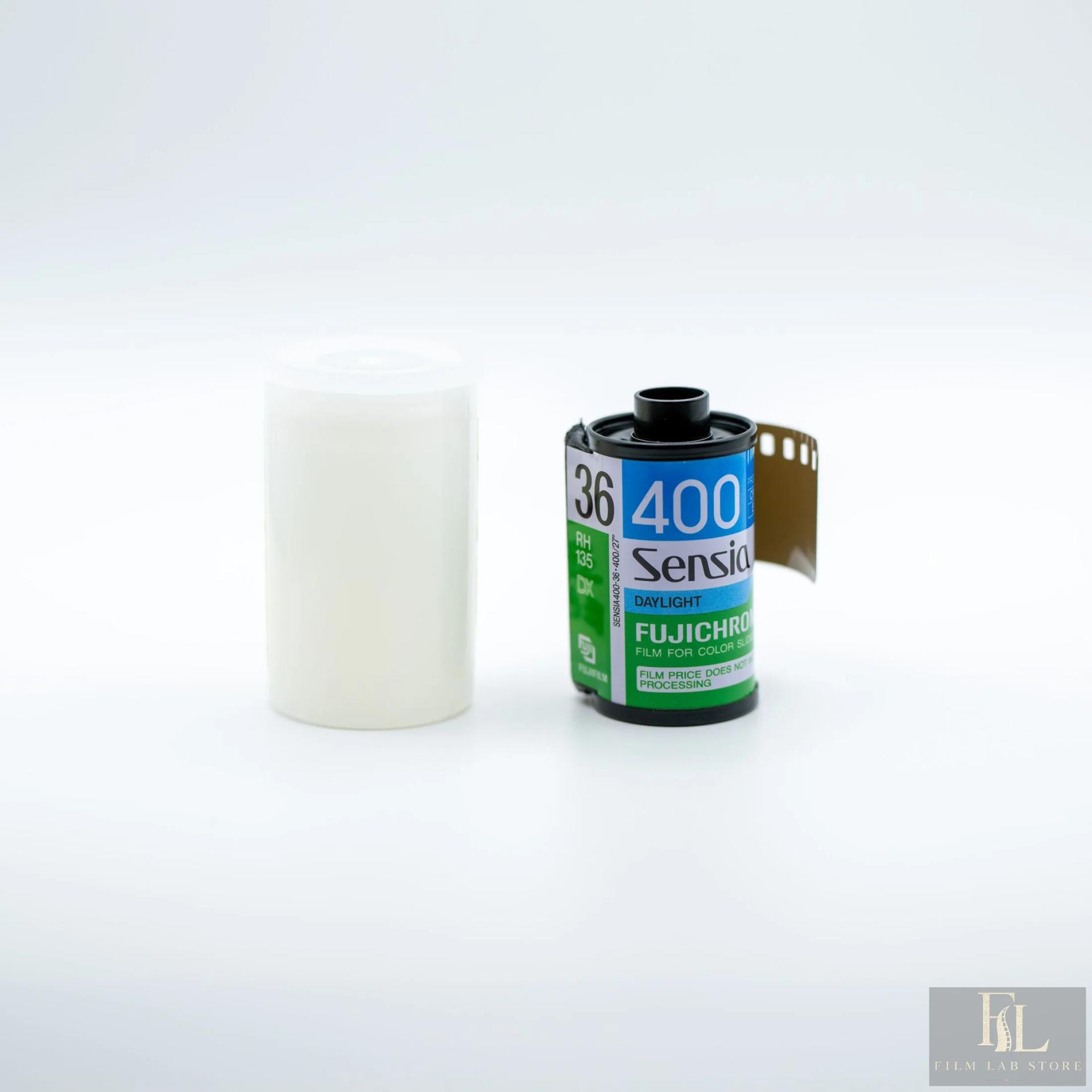 Fujifilm Sensia 400 — цветная слайдовая плёнка 135, 36 кадров, ISO 400, просроченная 2003–2008