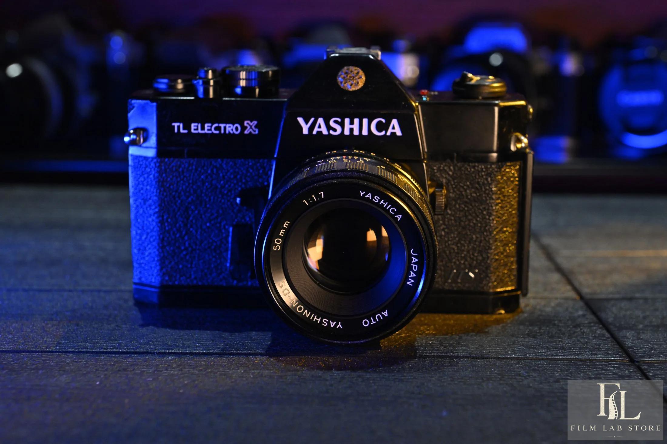 Yashica TL Electro X — плёночная зеркальная камера 35 мм с объективом Yashinon-DS 50 мм f/1.7 (M42)