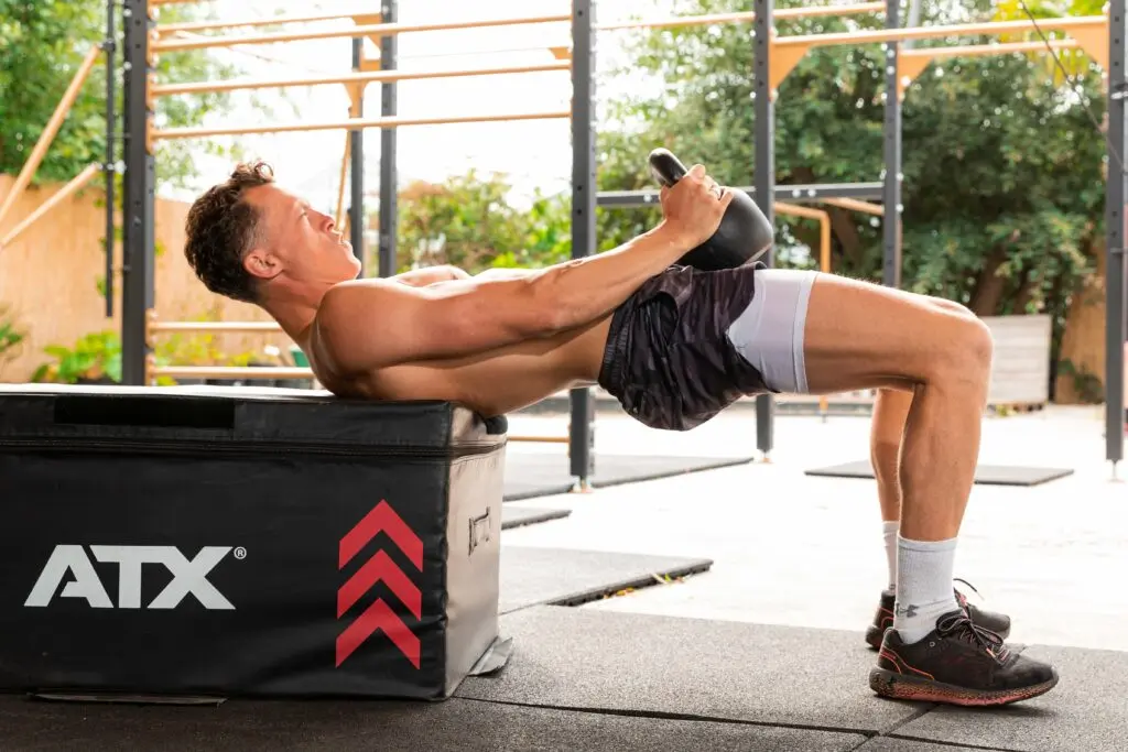 hip thrust op een box