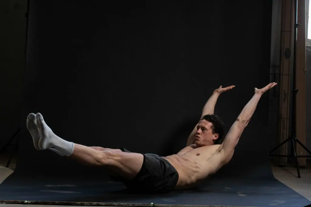 hollow body hold buikspieren