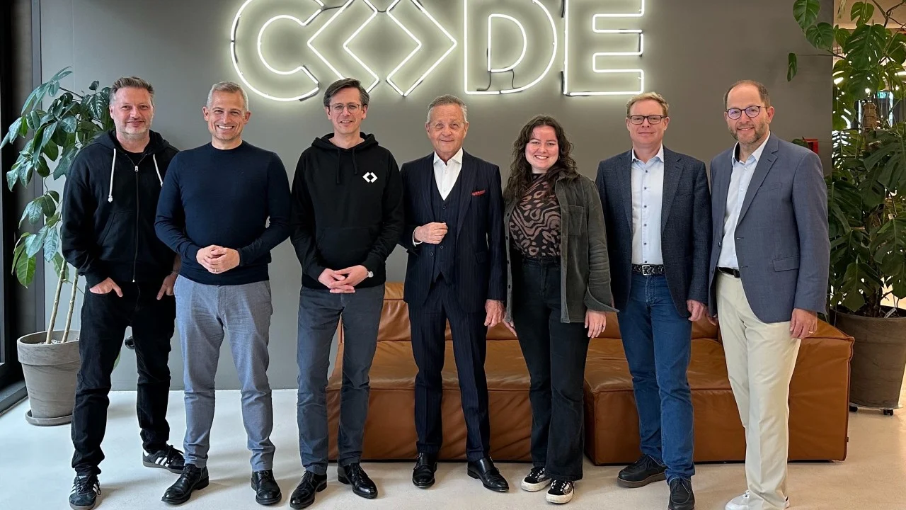 Rolf Schrömgens, Stephan Stubner, Peter Ruppel, Klaus Lutz, Paula Neuber, Stephan Schambach und Reimar Müller-Thum (v.l n.r.) 