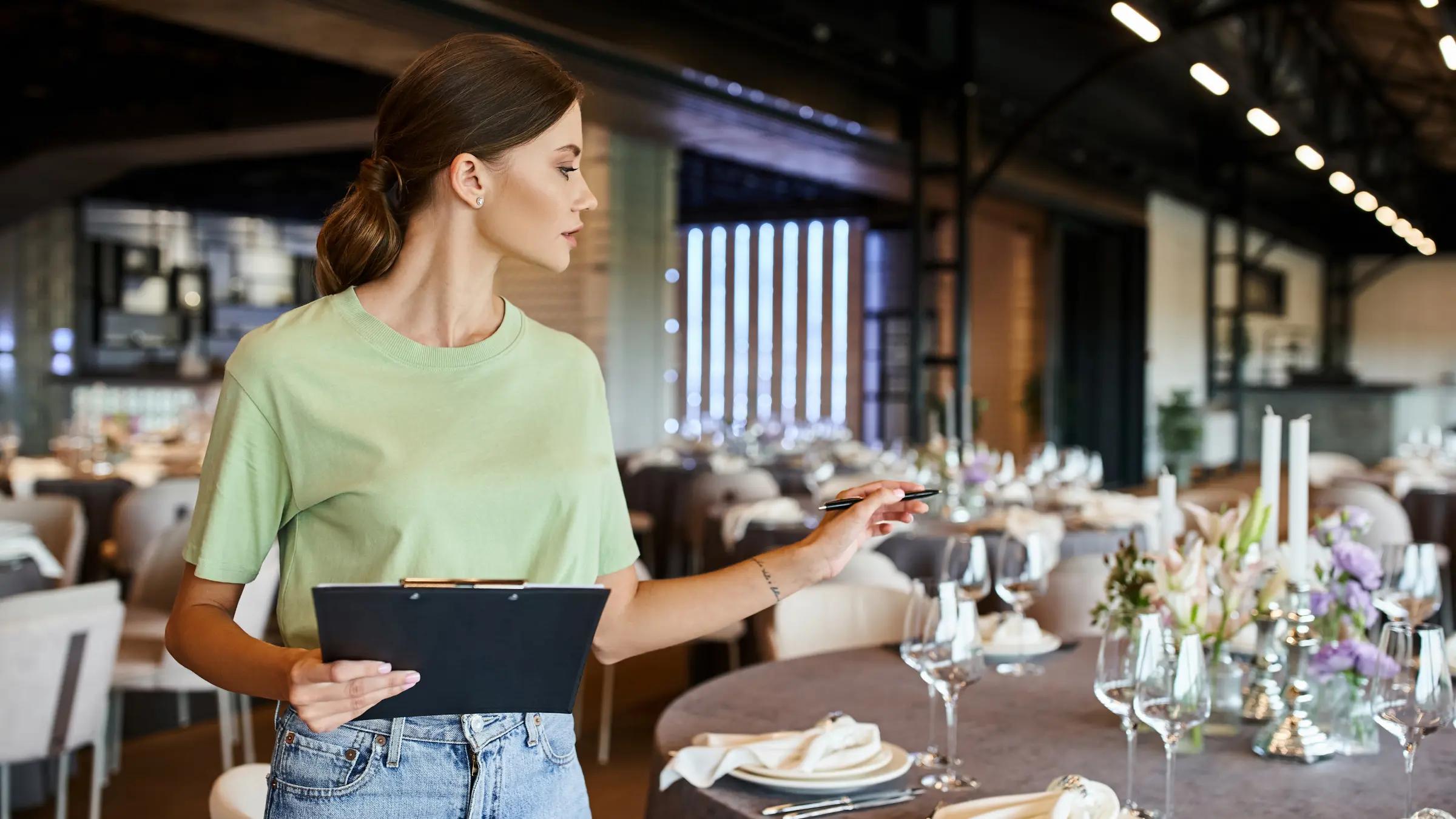 Event staff coordination at venue