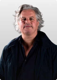 Tom Bakkers